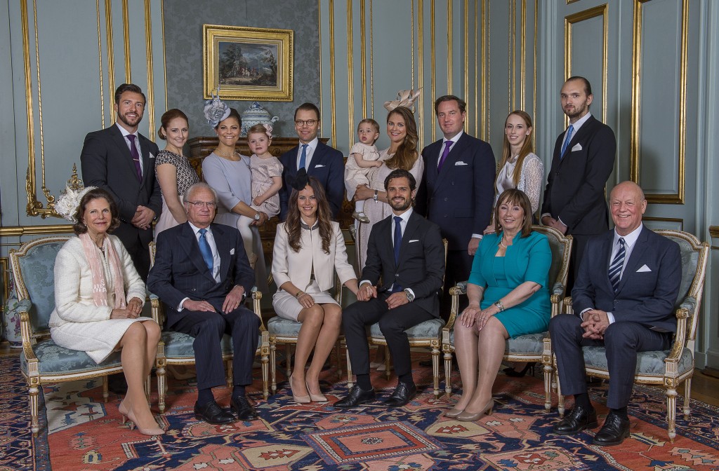 Swedish Royal Family portrait for Sofia and CP banns s