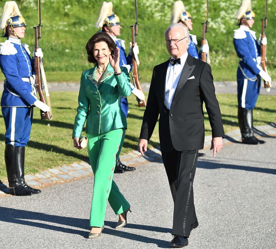 King Carl XVI Gustaf and Queen Silvia arrive at pre-wedding dinner s