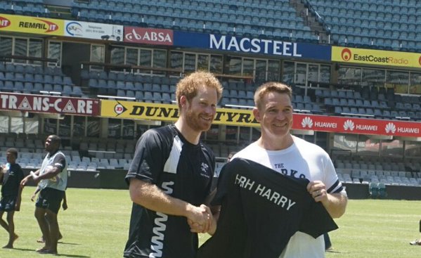 Harry presented with personalized rugby shirt