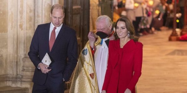 Kate in red for Christmas carol service at Westminster Abbey